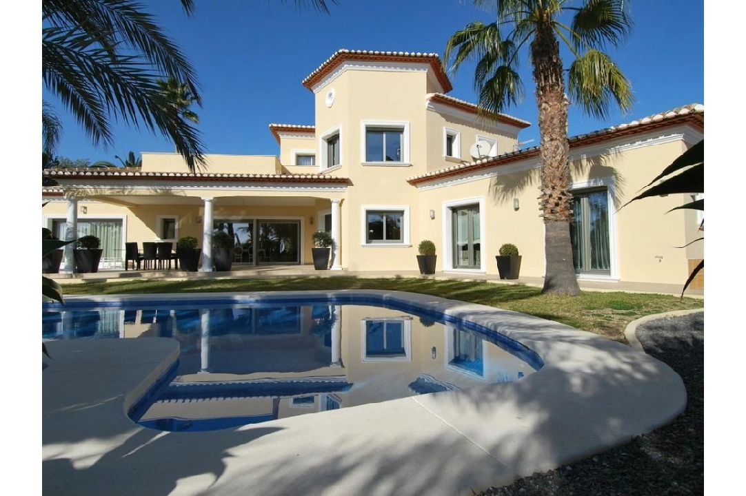 Villa in Benissa(Buenavista) te koop, woonoppervlakte 464 m², Airconditioning, grondstuk 1106 m², 4 slapkamer, 4 badkamer, ref.: BP-6054BEN-1