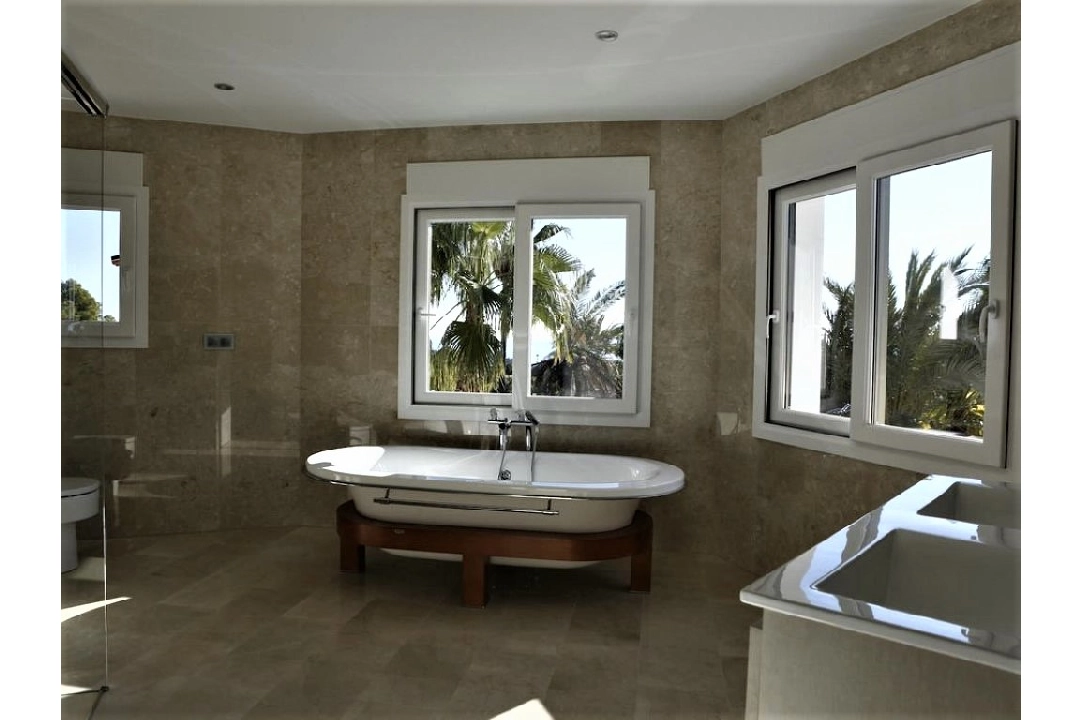 Villa in Benissa(Buenavista) te koop, woonoppervlakte 464 m², Airconditioning, grondstuk 1106 m², 4 slapkamer, 4 badkamer, ref.: BP-6054BEN-9
