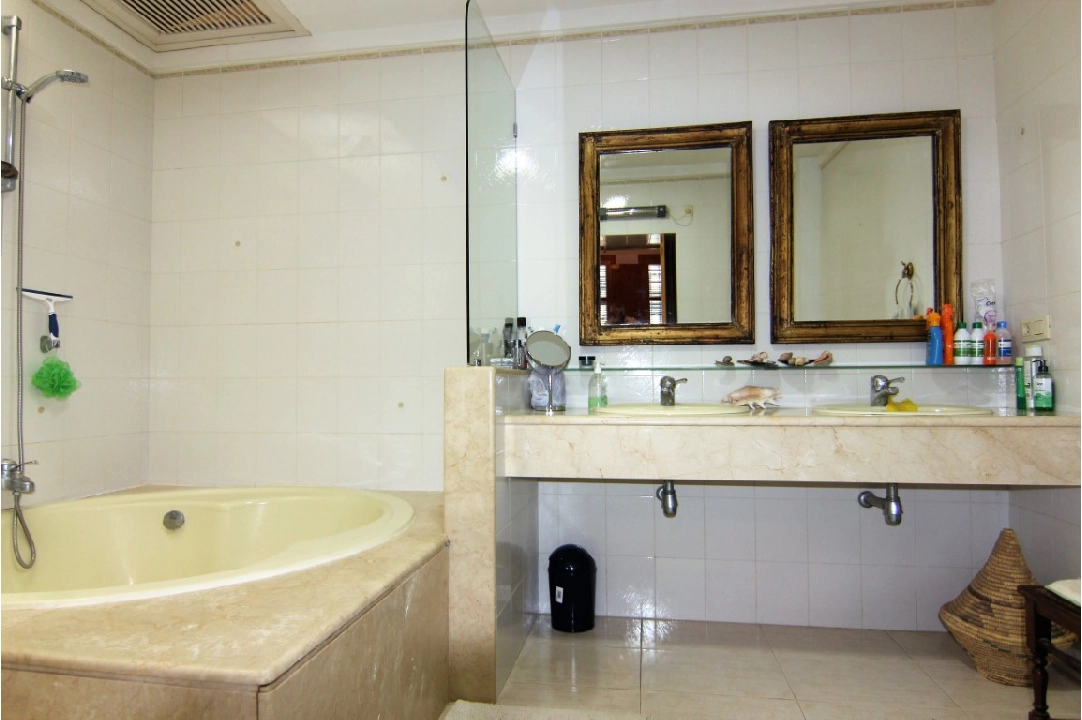 Stadthaus in Sagra(Sagra) te koop, woonoppervlakte 368 m², grondstuk 450 m², 4 slapkamer, 3 badkamer, ref.: BP-6103SAG-8