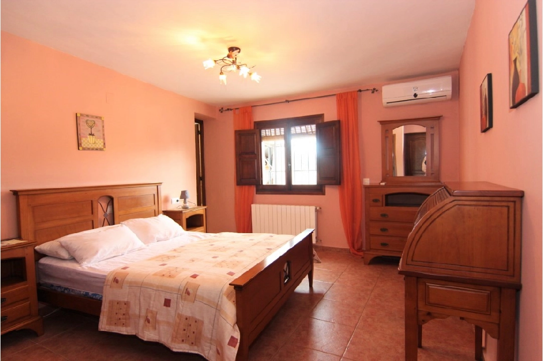 Villa in Javea(Valls) te koop, woonoppervlakte 361 m², Airconditioning, grondstuk 1561 m², 5 slapkamer, 3 badkamer, ref.: BP-4004JAV-20