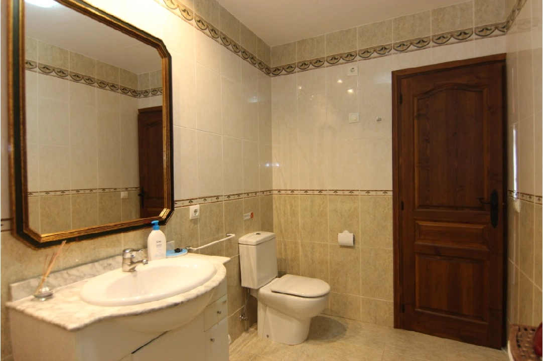 Villa in Javea(Valls) te koop, woonoppervlakte 361 m², Airconditioning, grondstuk 1561 m², 5 slapkamer, 3 badkamer, ref.: BP-4004JAV-24