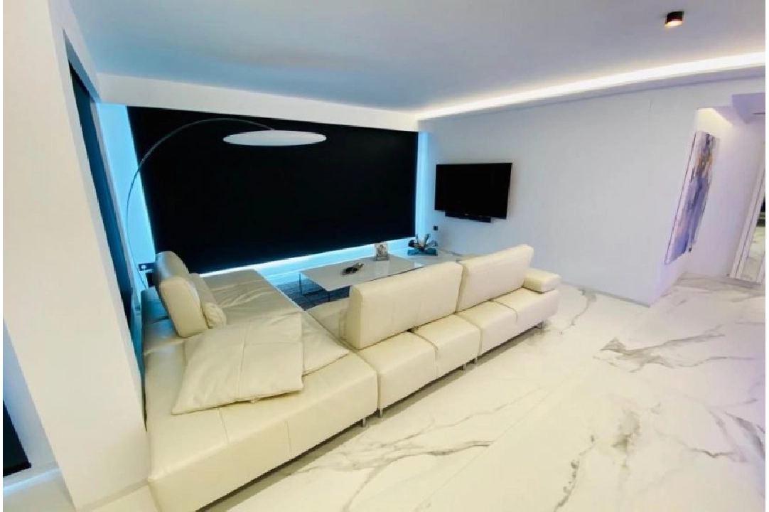 Apartment in Benidorm te koop, woonoppervlakte 113 m², Airconditioning, 3 slapkamer, 3 badkamer, Zwembad, ref.: BS-5383524-11