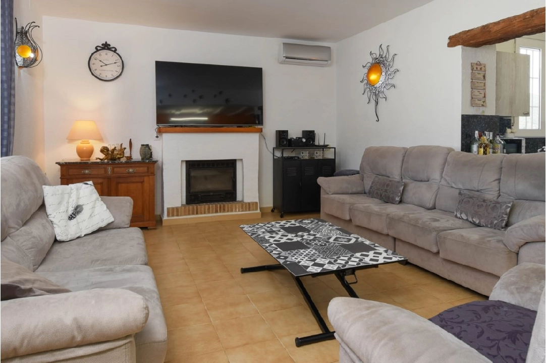 Villa in Benissa(Benissa) te koop, woonoppervlakte 240 m², Airconditioning, grondstuk 2473 m², 4 slapkamer, 3 badkamer, ref.: BP-6403BEN-4