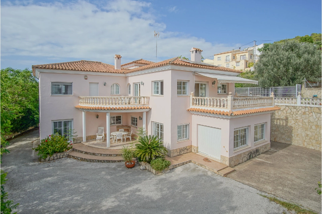Villa in Orba(Aspre) te koop, woonoppervlakte 339 m², Airconditioning, grondstuk 1342 m², 6 slapkamer, 5 badkamer, ref.: BP-8098ORB-1