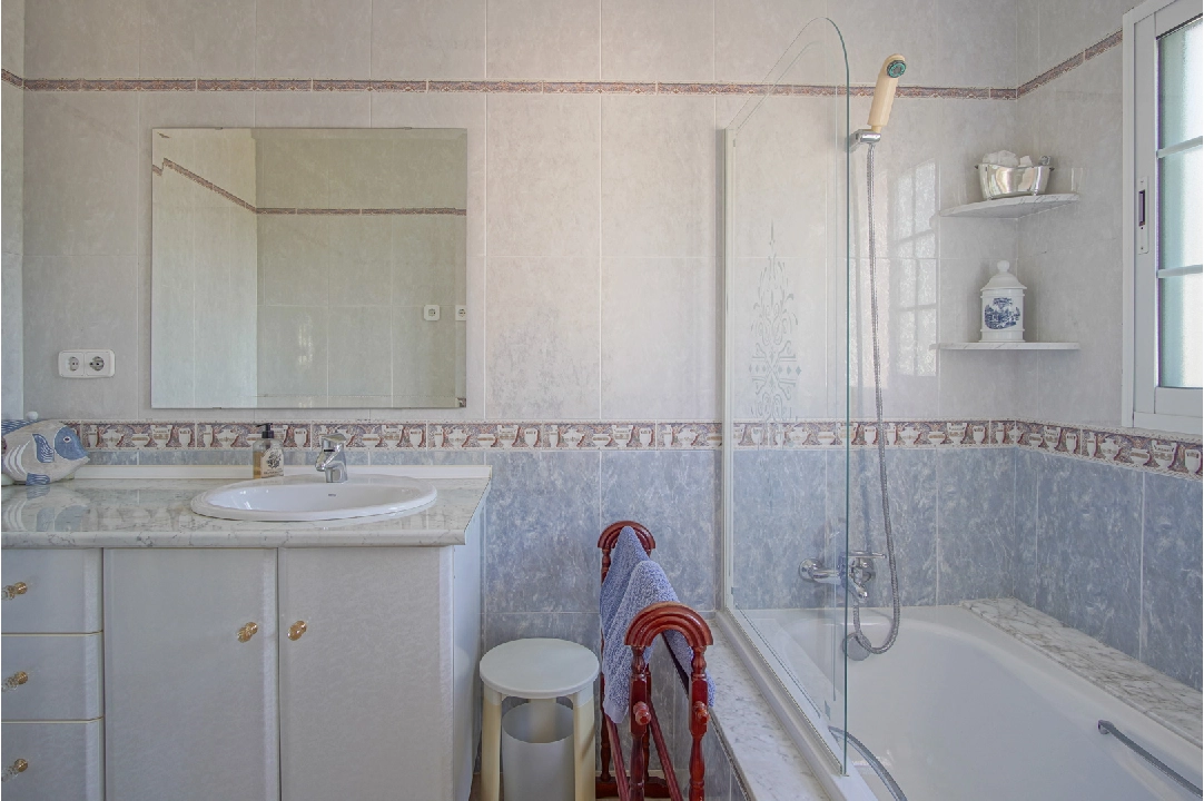 Villa in Orba(Aspre) te koop, woonoppervlakte 339 m², Airconditioning, grondstuk 1342 m², 6 slapkamer, 5 badkamer, ref.: BP-8098ORB-11