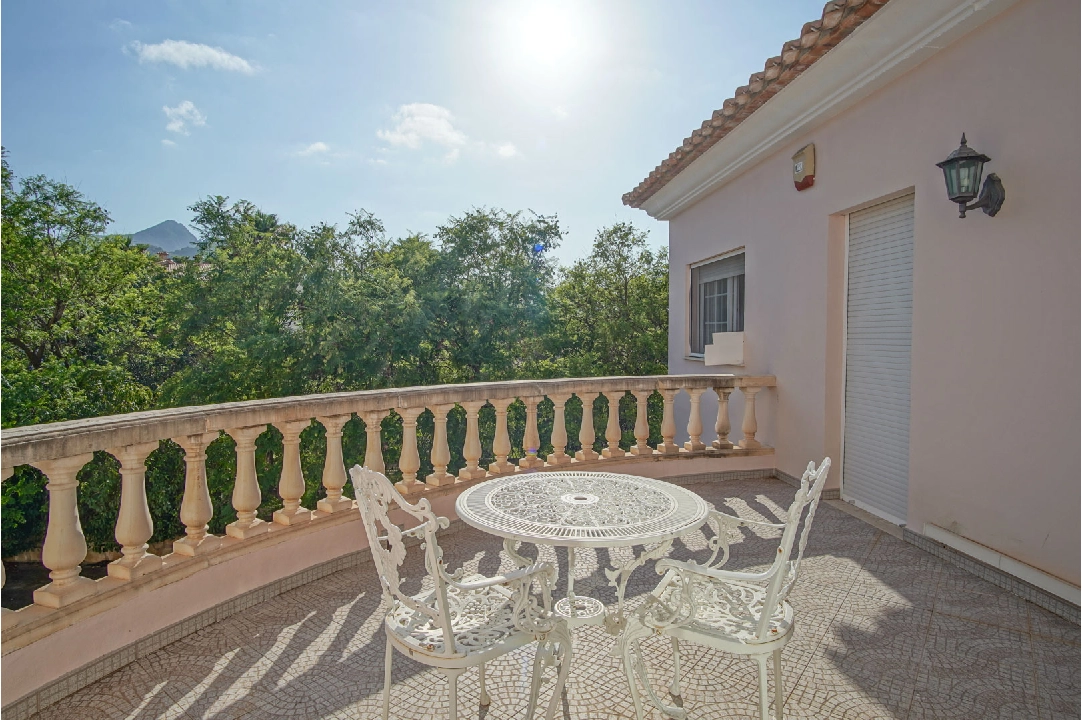 Villa in Orba(Aspre) te koop, woonoppervlakte 339 m², Airconditioning, grondstuk 1342 m², 6 slapkamer, 5 badkamer, ref.: BP-8098ORB-25
