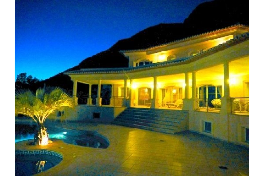 Villa in Javea te koop, woonoppervlakte 685 m², Airconditioning, grondstuk 2397 m², 5 slapkamer, 5 badkamer, Zwembad, ref.: BS-3974726-5