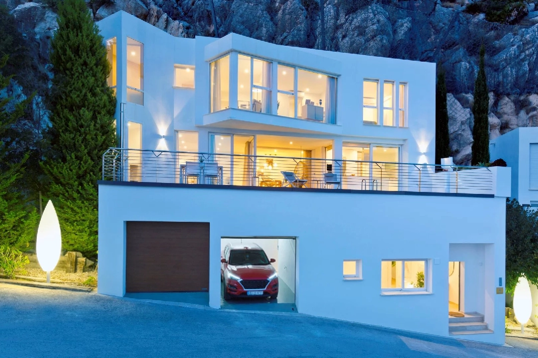 Villa in Altea te koop, woonoppervlakte 415 m², 5 slapkamer, 6 badkamer, Zwembad, ref.: BS-82447821-12