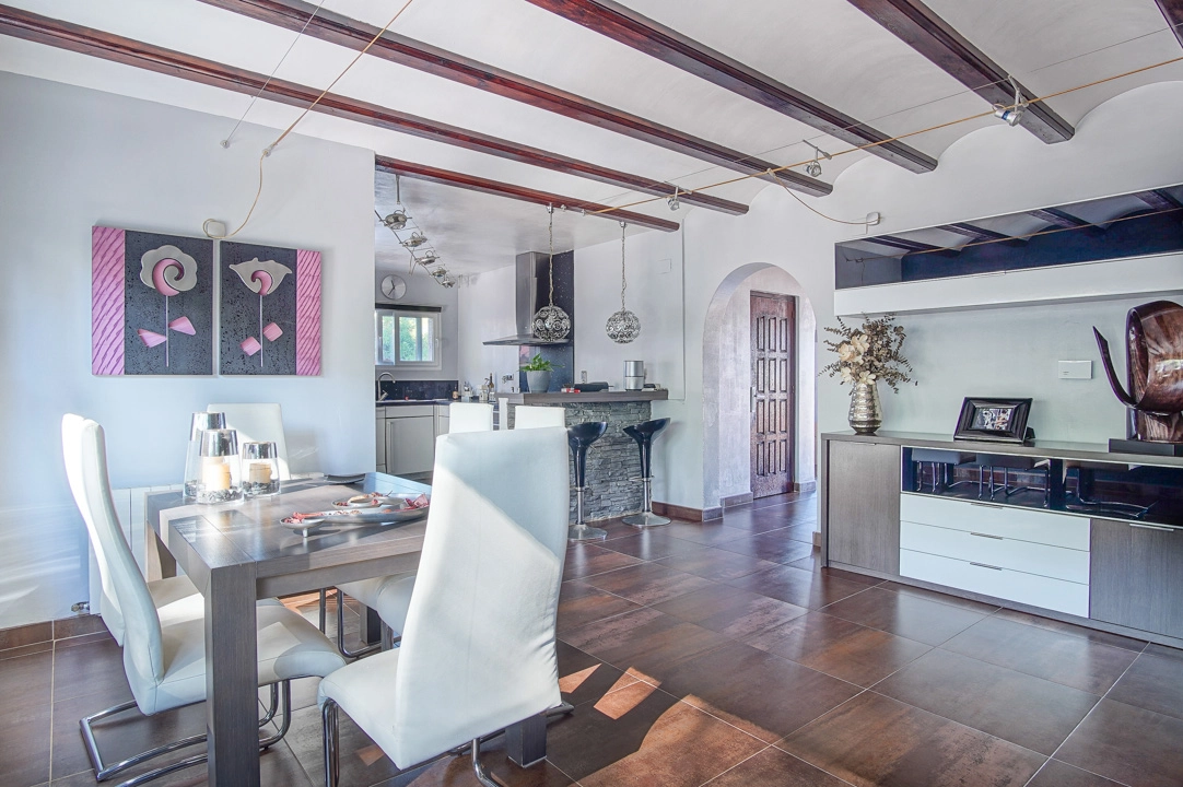 Villa in Denia(Marquesa VI) te koop, woonoppervlakte 170 m², Airconditioning, grondstuk 825 m², 3 slapkamer, 2 badkamer, ref.: BP-8115DEN-8