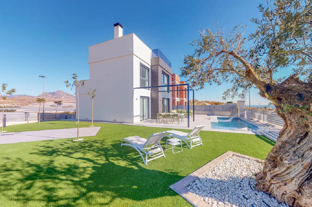Villa in Mutxamel(Bonalba) te koop, woonoppervlakte 327 m², Airconditioning, grondstuk 650 m², 3 slapkamer, 3 badkamer, ref.: BP-7020BON-21