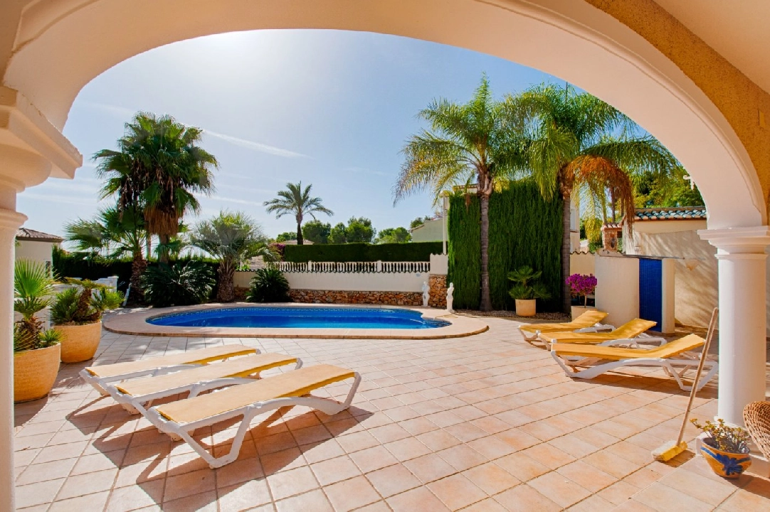 Villa in Benissa(El Magraner) te koop, woonoppervlakte 310 m², Airconditioning, grondstuk 1000 m², 4 slapkamer, 3 badkamer, Zwembad, ref.: AM-11829DA-3700-20