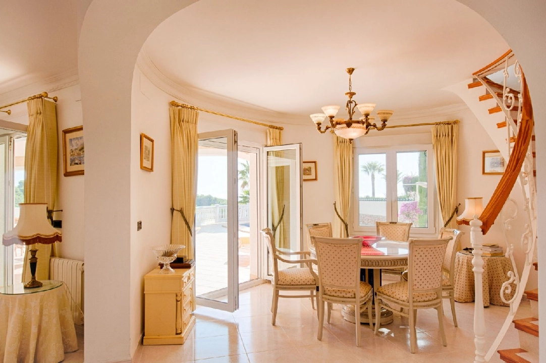 Villa in Benissa(El Magraner) te koop, woonoppervlakte 310 m², Airconditioning, grondstuk 1000 m², 4 slapkamer, 3 badkamer, Zwembad, ref.: AM-11829DA-3700-25
