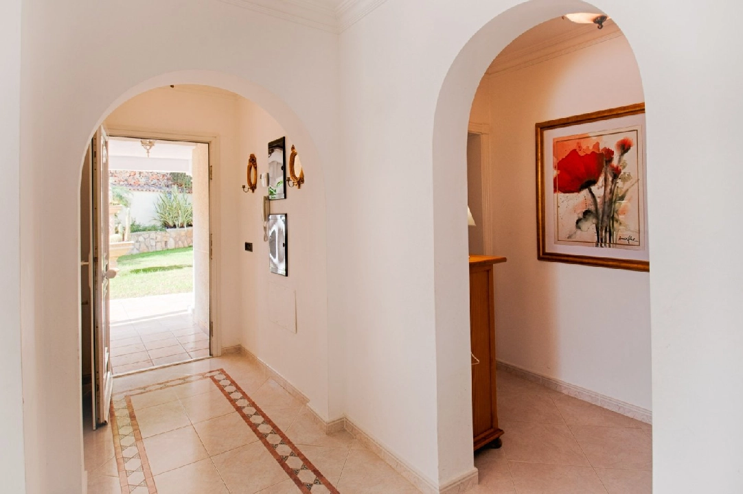 Villa in Benissa(El Magraner) te koop, woonoppervlakte 310 m², Airconditioning, grondstuk 1000 m², 4 slapkamer, 3 badkamer, Zwembad, ref.: AM-11829DA-3700-27