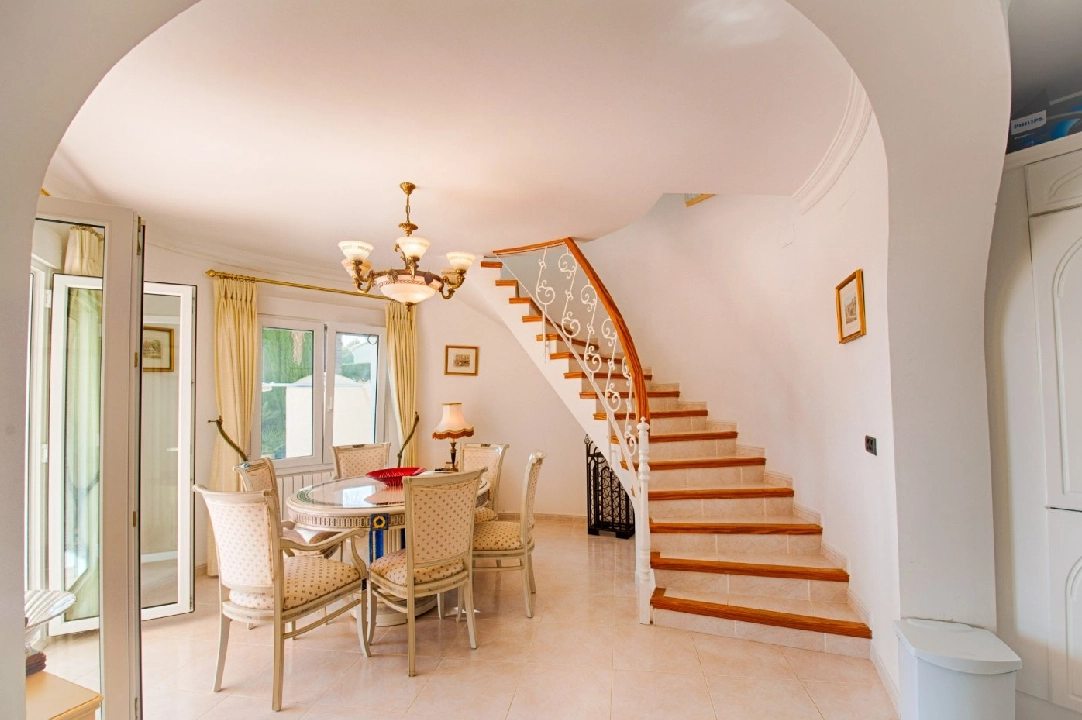 Villa in Benissa(El Magraner) te koop, woonoppervlakte 310 m², Airconditioning, grondstuk 1000 m², 4 slapkamer, 3 badkamer, Zwembad, ref.: AM-11829DA-3700-34