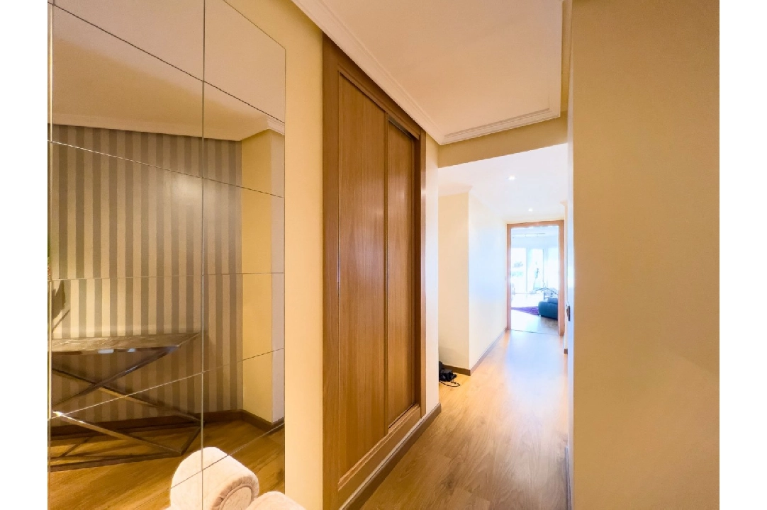 Apartment in Altea(2a linea) te koop, woonoppervlakte 149 m², Airconditioning, 3 slapkamer, 2 badkamer, ref.: AM-1113DA-3700-21