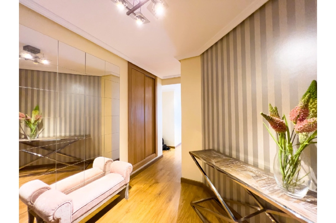 Apartment in Altea(2a linea) te koop, woonoppervlakte 149 m², Airconditioning, 3 slapkamer, 2 badkamer, ref.: AM-1113DA-3700-22