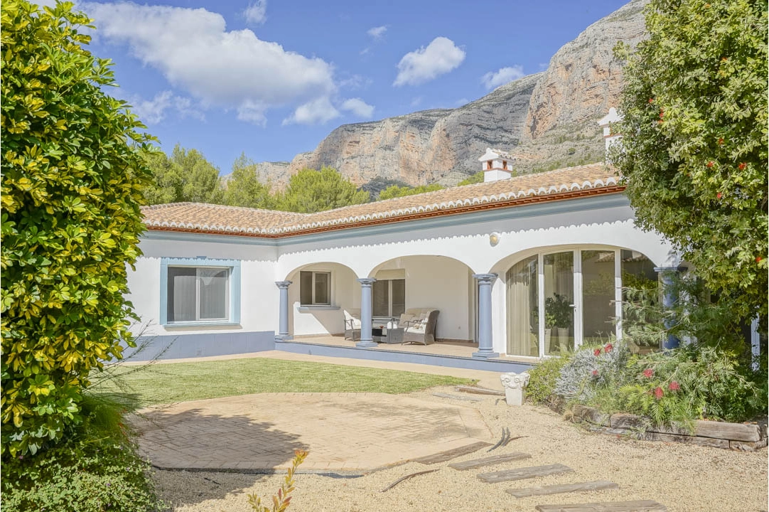 Villa in Javea(Montgo) te koop, woonoppervlakte 661 m², Airconditioning, grondstuk 2488 m², 6 slapkamer, 6 badkamer, ref.: BP-4307JAV-5