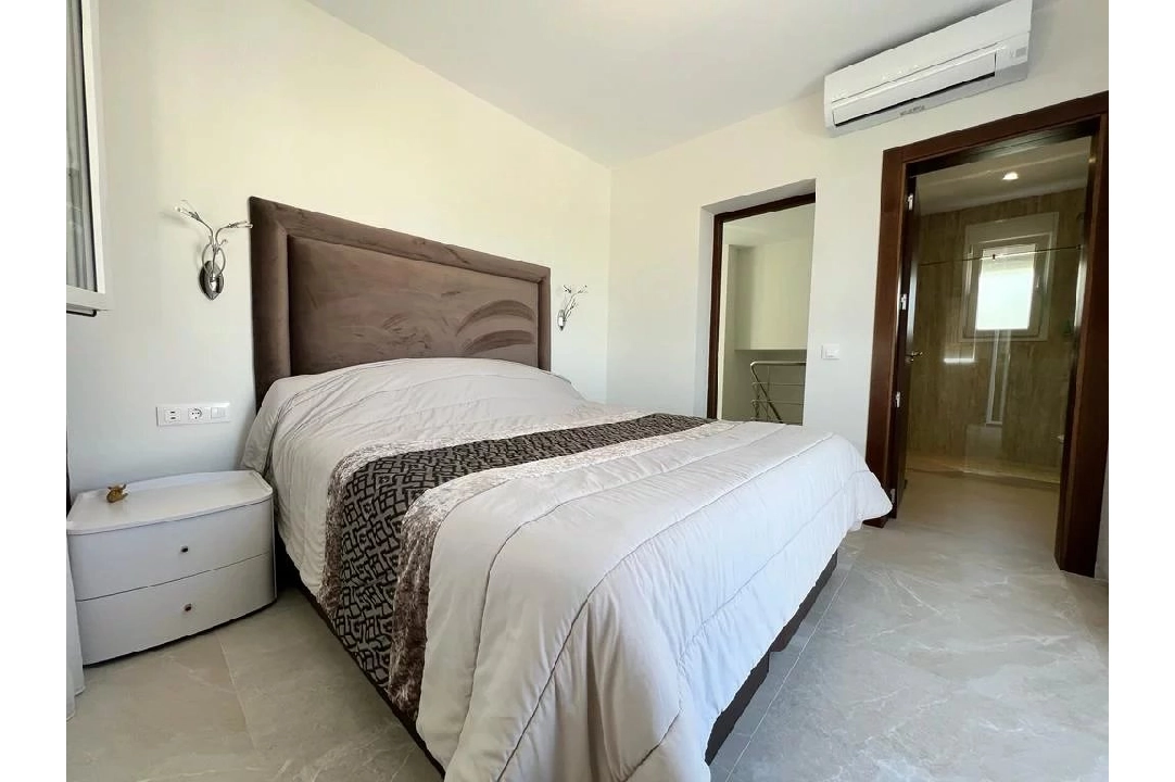 Villa in Javea te koop, woonoppervlakte 220 m², Airconditioning, 4 slapkamer, 4 badkamer, Zwembad, ref.: BS-83215820-28