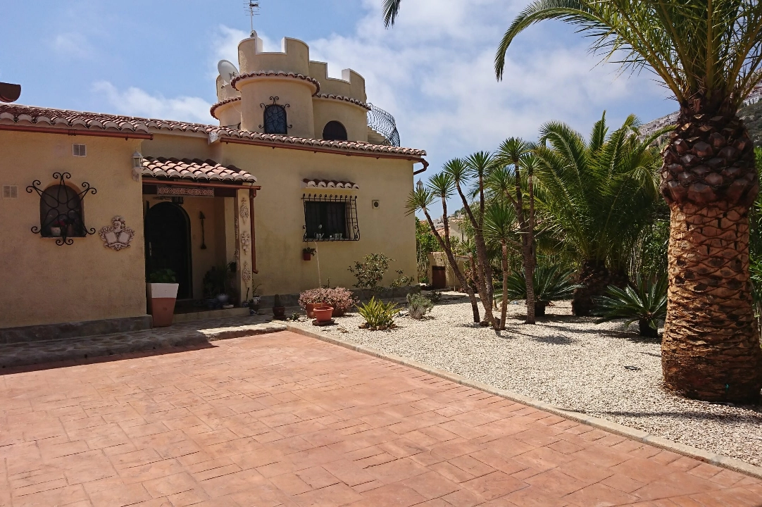 Villa in Benitachell(Cumbre del Sol) te koop, woonoppervlakte 237 m², grondstuk 1011 m², 5 slapkamer, 3 badkamer, ref.: BP-4339BELL-35