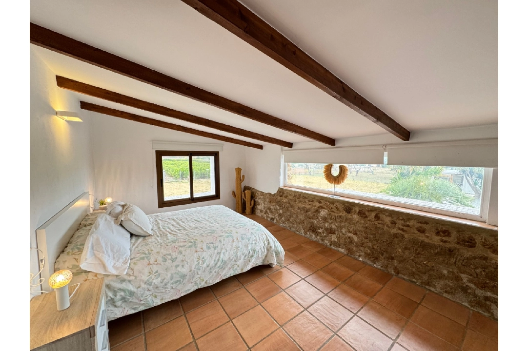 Villa in Pedreguer te koop, woonoppervlakte 250 m², Airconditioning, grondstuk 15000 m², 5 slapkamer, 2 badkamer, Zwembad, ref.: VI-CHA362-38