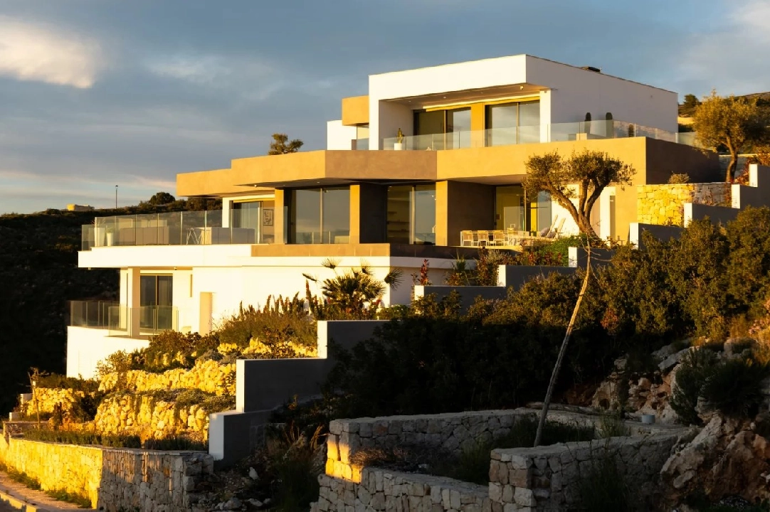 Villa in Cumbre del Sol te koop, woonoppervlakte 542 m², grondstuk 1168 m², 4 slapkamer, 6 badkamer, Zwembad, ref.: BS-84135249-10