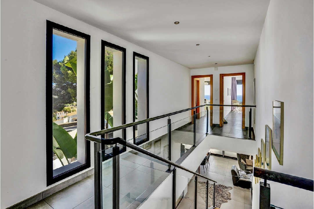 Villa in Moraira(La Sabatera) te koop, woonoppervlakte 299 m², Airconditioning, grondstuk 806 m², 4 slapkamer, 4 badkamer, Zwembad, ref.: CA-H-1736-AMBEI-16