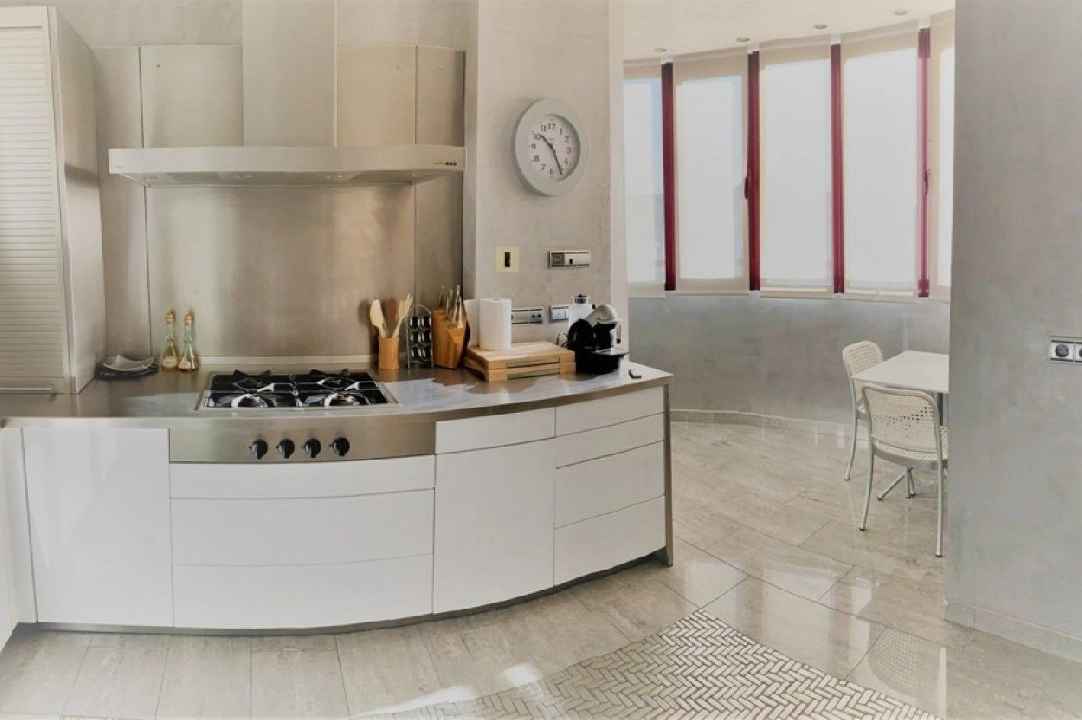 Apartment in Benidorm(Benidorm) te koop, woonoppervlakte 176 m², Airconditioning, 2 slapkamer, 2 badkamer, Zwembad, ref.: AM-822DA-3700-10