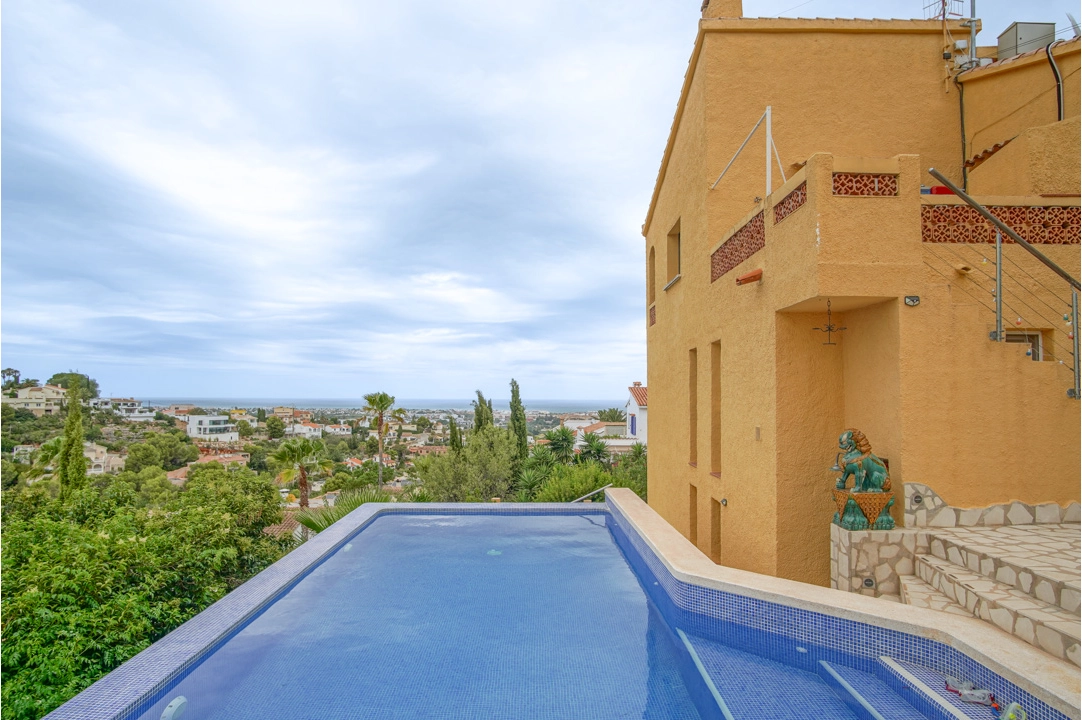 Villa in Denia(La Pedrera) te koop, woonoppervlakte 206 m², Airconditioning, grondstuk 880 m², 5 slapkamer, 4 badkamer, ref.: BP-8104DEN-37