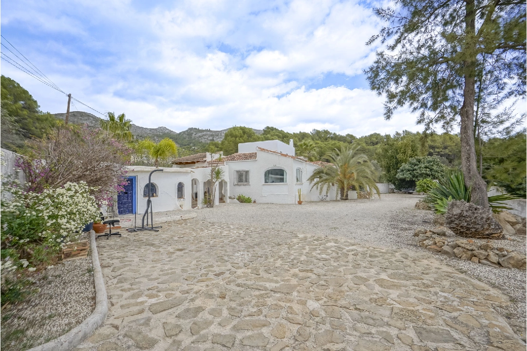Villa in Jalon(La Solana) te koop, woonoppervlakte 150 m², grondstuk 1310 m², 4 slapkamer, 1 badkamer, ref.: BP-4366JAL-40
