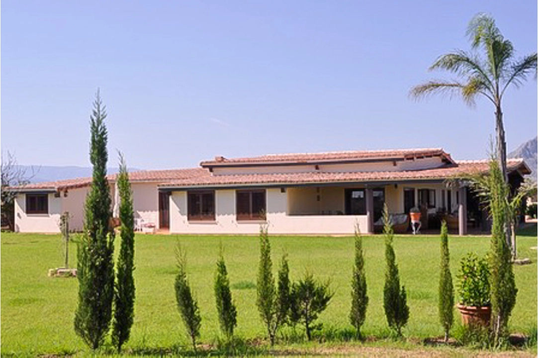Villa in Denia(Sisques) te koop, woonoppervlakte 550 m², grondstuk 11500 m², 5 slapkamer, 4 badkamer, ref.: BP-8164DEN-45